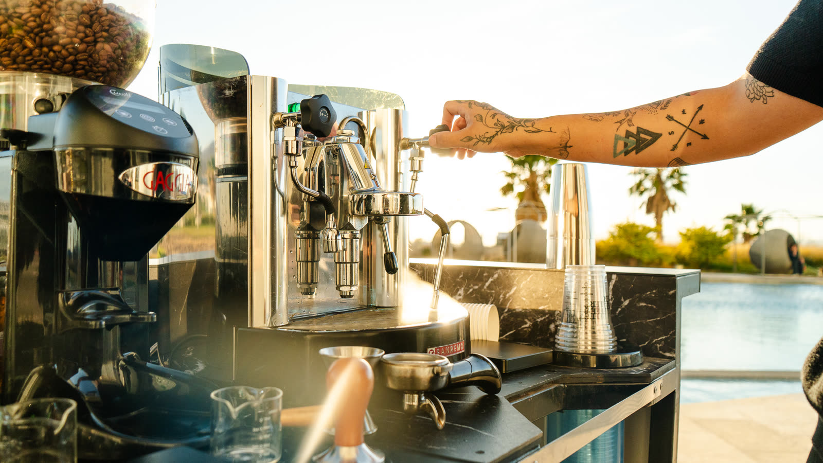 Coffee Dealer — Producto