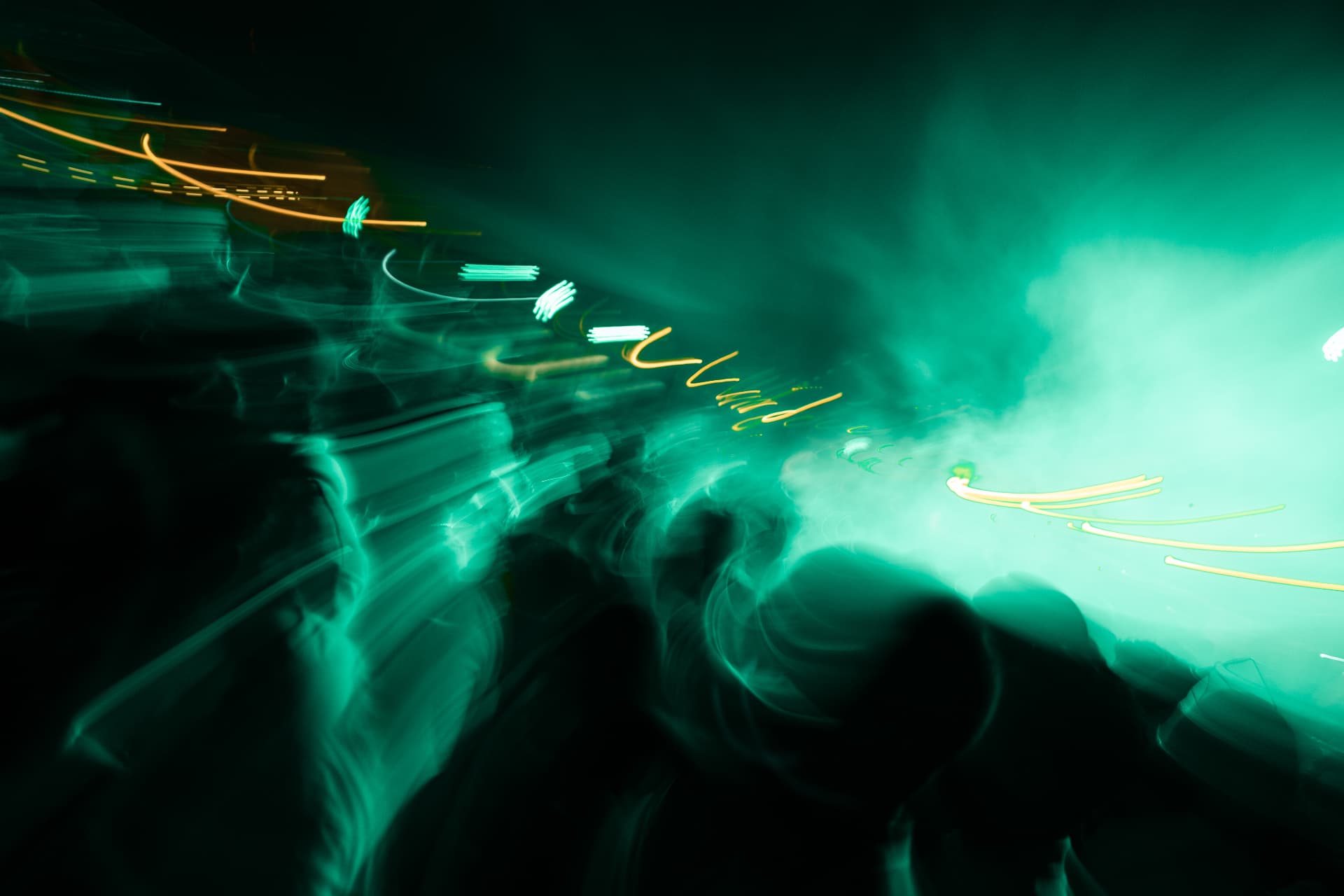 Kioltó — Luces en movimiento